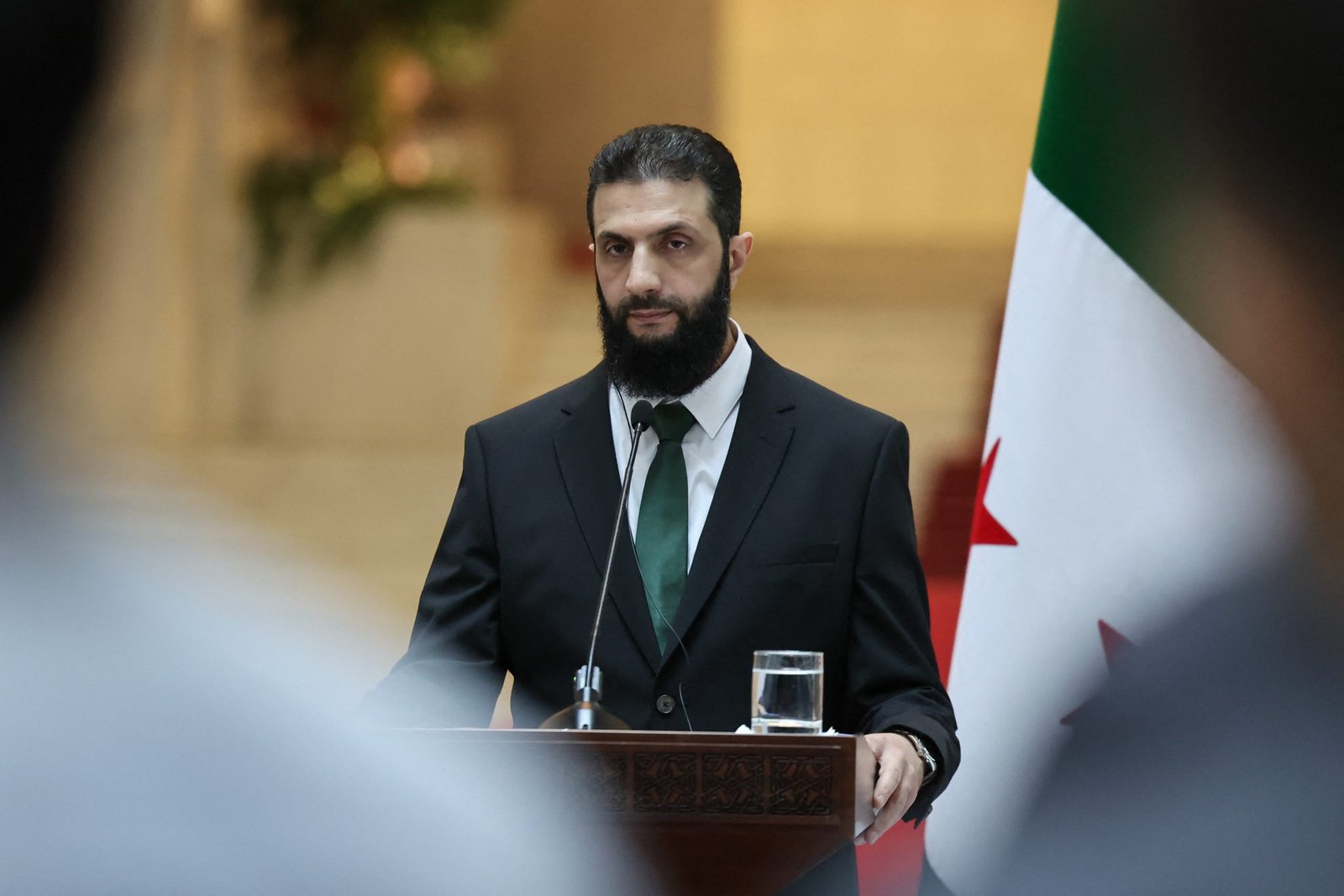 "لا تقسيم ولا انقسام".. الشرع يؤكد وحدة أراضي سوريا