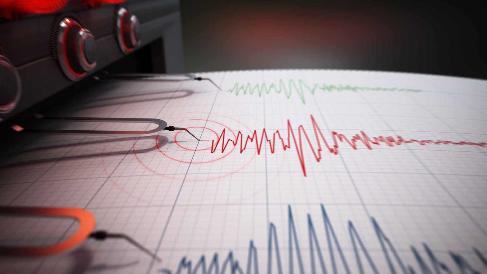 زلزال بقوة 7.5 درجات يضرب قبالة سواحل تشيلي الجنوبية 
