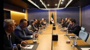 مسؤول كردي: التفاوض مستمر مع دمشق.. ولا سبيل إلا الحوار 