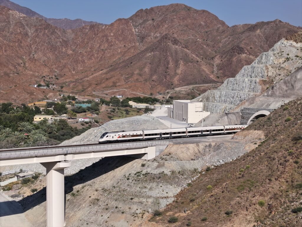 1 | صوت الإمارات