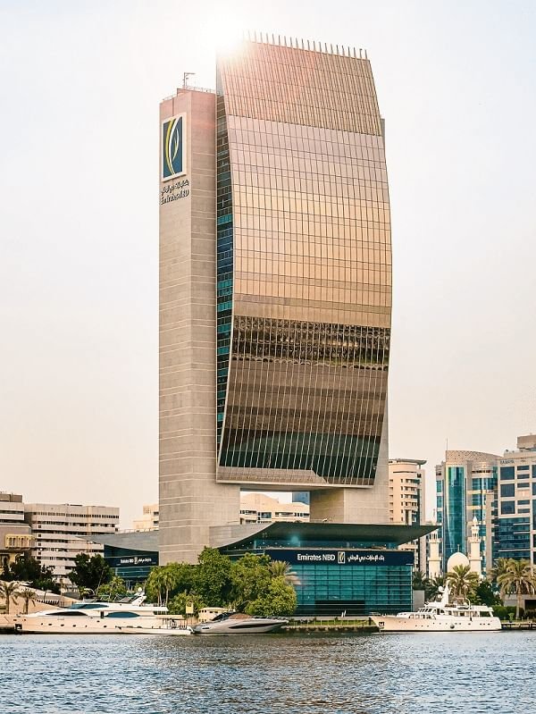 Dubai.. Local stock trading via the 