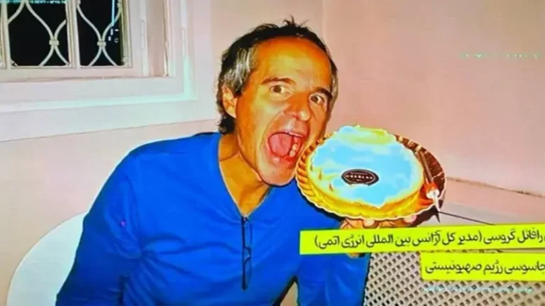 Leaked from Mossad.. Iranian intelligence publishes private photos of Grossi