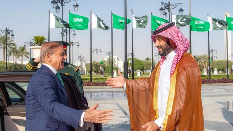 الرياض وإسلام آباد.. شراكة نووية تعيد رسم ميزان القوى