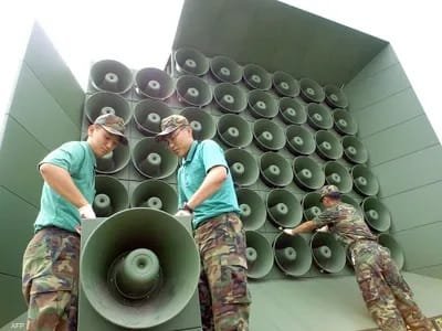 A gesture of calm.. Seoul begins dismantling border loudspeakers