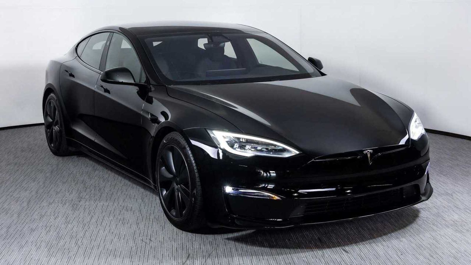 Tesla is demanding $242 million in compensation for a fatal accident