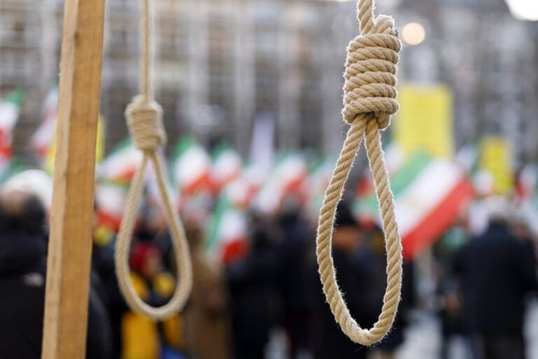 Iran executes Mossad spy