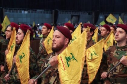 حزب الله يرفض تسليم السلاح.. ولو شكلياً