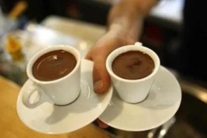 هل يصحّ شرب القهوة على معدة فارغة؟!