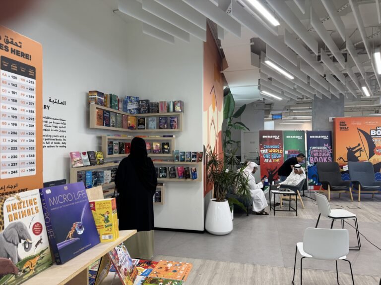 عجمان تستضيف "بيغ باد وولف" أكبر معرض لبيع الكتب في العالم 