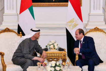 في زيارة أخوية.. محمد بن زايد يصل القاهرة