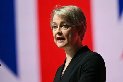 Britain affirms its rejection of imposing fees or restrictions on navigation in the Strait of Hormuz and calls for keeping it open.