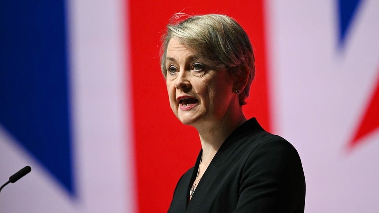 UK Foreign Secretary: No Room for “Tolls” in the Strait of Hormuz