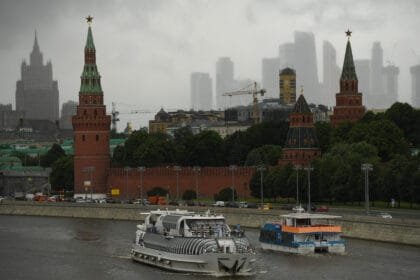 How did Russia comment on the wave of recognition of a Palestinian state?