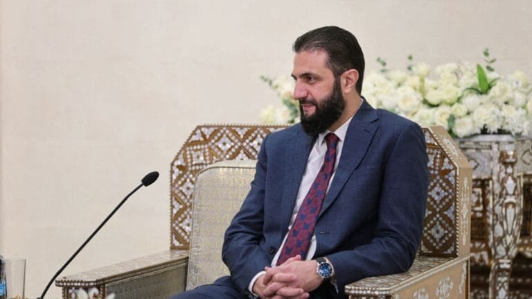 مصلحة الجميع مع دمشق.. الشرع يؤكد وحدة سوريا