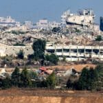 الدبابات تتقدم.. غارات إسرائيل على غزة مستمرة