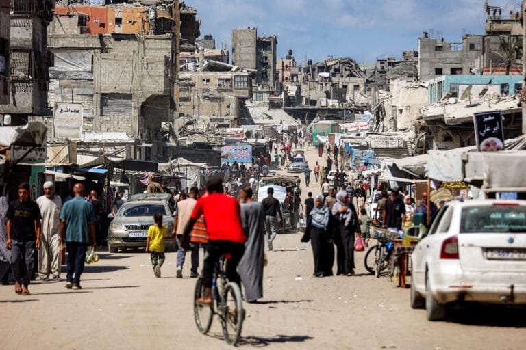 تحالف إسلامي يقوده بيان الثماني: لا لتهجير الفلسطينيين.. نعم لسلام شامل وعادل