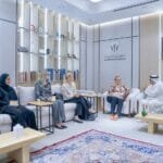 "الشارقة للتراث" يبحث التعاون الثقافي مع فنلندا