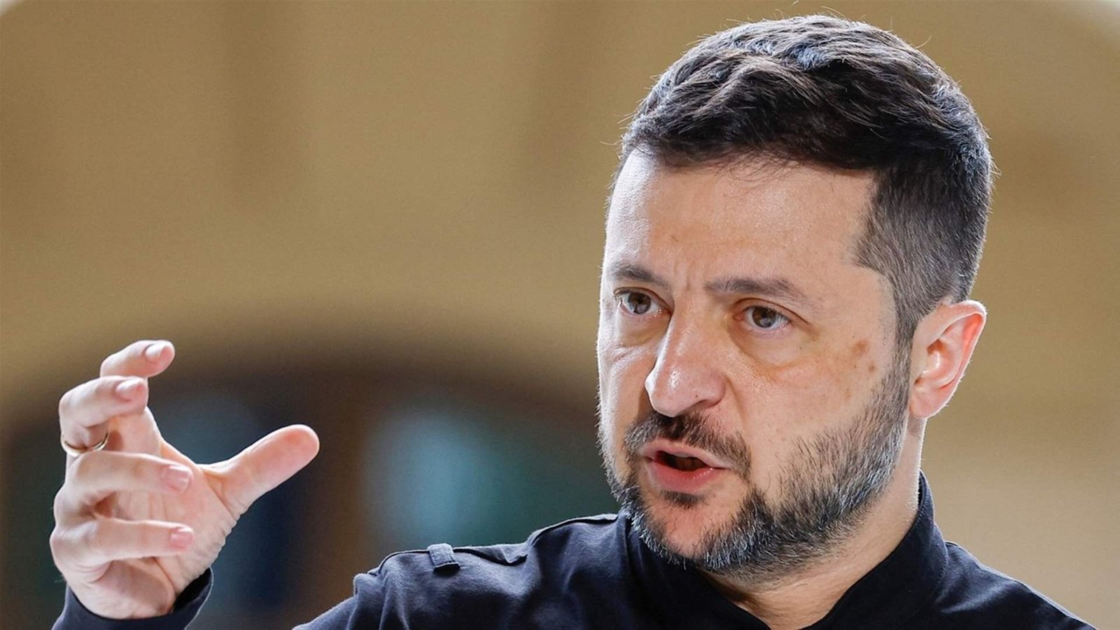 Zelensky calls for accelerating work on security guarantees for Ukraine