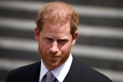 حديث عن "لم الشمل".. الأمير هاري يعود إلى بريطانيا