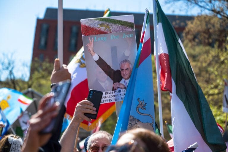 Washington Post: America believes that the time has come to increase pressure on the Iranian regime