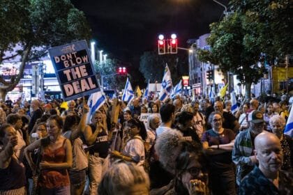 Protests in Tel Aviv against the continuation of the war: Relatives of soldiers demand that Netanyahu immediately halt military operations.
