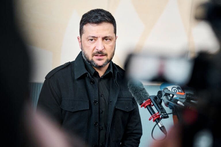 زيلينسكي محذراً: روسيا قادرة على انتهاك المجال الجوي "في أي مكان"