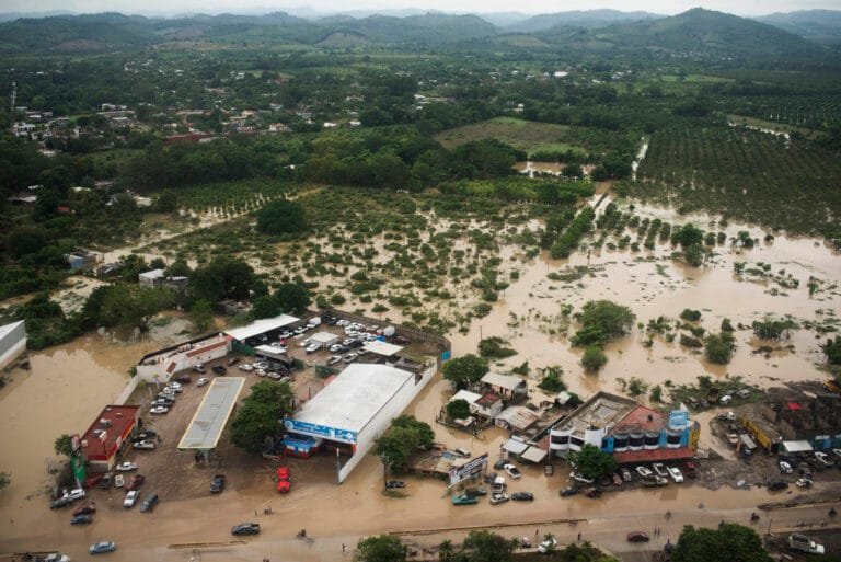 Over 40.. Mexico flood death toll rises