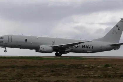 At a sensitive time.. America deploys "submarine hunters" near Russia's borders