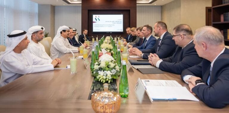 دائرة القضاء في أبوظبي ووزارة العدل المجرية تبحثان تعزيز التعاون القضائي