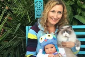 الماما المجنونة