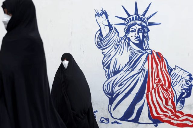 تحذير أمريكي للمواطنين: لا تسافروا إلى إيران بلا خطة للمغادرة!