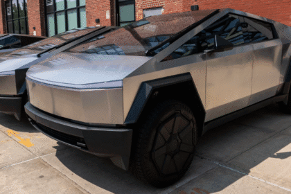 A lawsuit talks about a defect in CyberTrack after a fatal accident