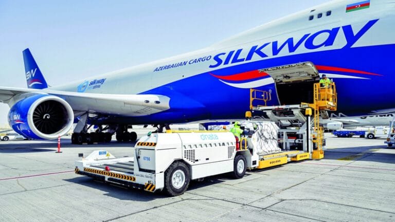 "دناتا" تقدم خدمات المناولة الأرضية والشحن في مطار جديد بأذربيجان