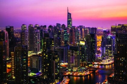 في 290 يوماً.. مبيعات عقارات دبي تتفوق على أداء 2024 بالكامل
