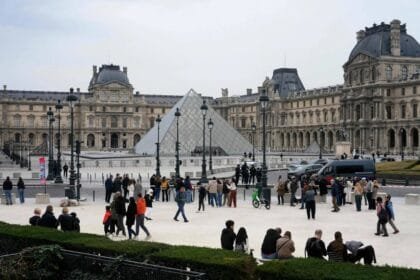 Louvre Museum