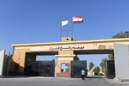 إسرائيل تقرر عدم فتح معبر رفح وتقليص المساعدات الإنسانية