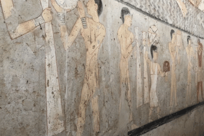 بعد 226 عاماً من اكتشافها.. افتتاح مقبرة ملكية في مصر