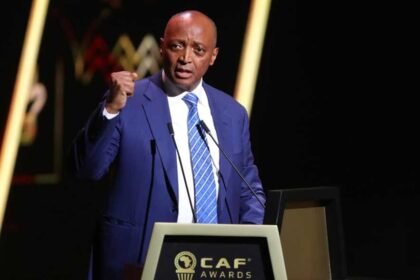 باتريس موتسيبي رئيس الاتحاد الإفريقي لكرة القدم