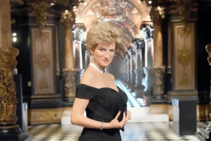 لأول مرة.. ظهور التمثال الشمعي للأميرة ديانا بـ"فستان الانتقام" في متحف جريفان بباريس (الصورة/وكالات)