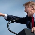 Trump imposes a complete no-fly zone over Venezuela