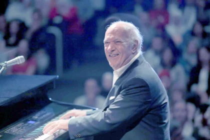 Egyptian musician Omar Khairat leaves hospital after his condition improves