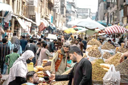 تفاوت أسعار المحروقات يثير غضب سكان العاصمة الأفغانية كابول0333