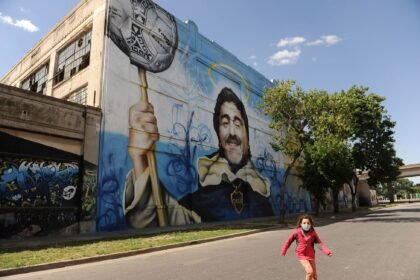 Maradona mural