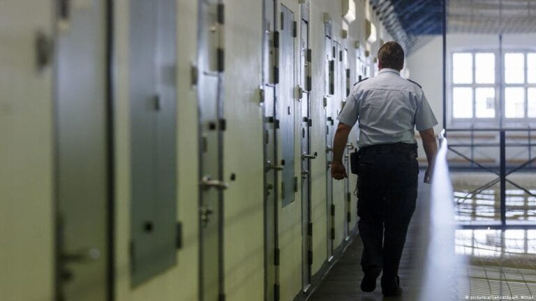 سجون أيرلندا