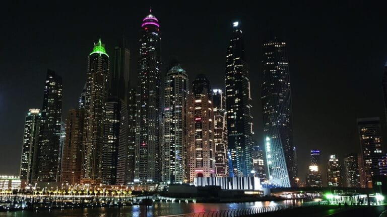 Dubai real estate hits new record high of AED 768.55 billion