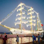 عودة سفينة مكسيكية اصطدمت بجسر بروكلين بعد أشهر من الحادث المأساوي