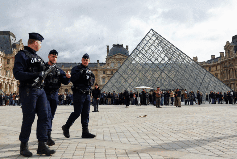 قضية اللوفر