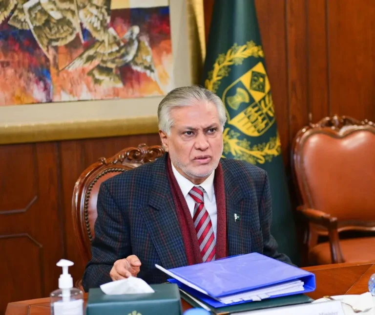 باكستان على أعتاب تعديل دستوري جديد يعيد فتح ملف الصلاحيات الإقليمية