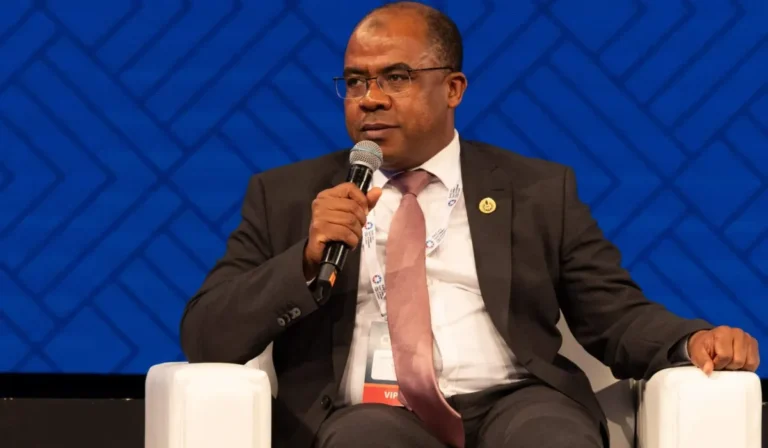 وزير النفط والغاز الليبي بالوكالة، خليفة عبد الصادق