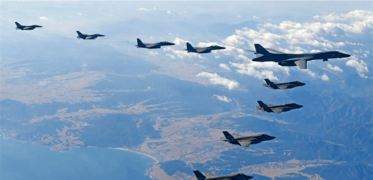 سول: 11 طائرة روسية وصينية تدخل منطقة تحديد الدفاع الجوي الكورية